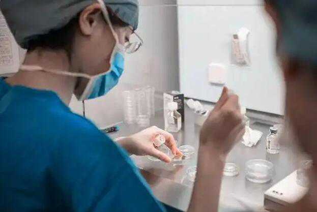 55岁武汉借卵自怀 2022武汉可以供卵试管婴儿医院 ‘32周双顶径看男女’